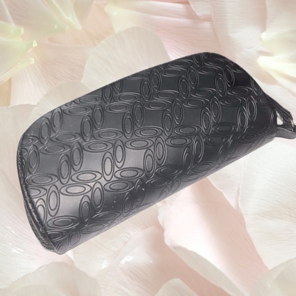 Oakley Men’s Black Sunglasses Case *Does not include cloth or glasses - Picture 1 of 9